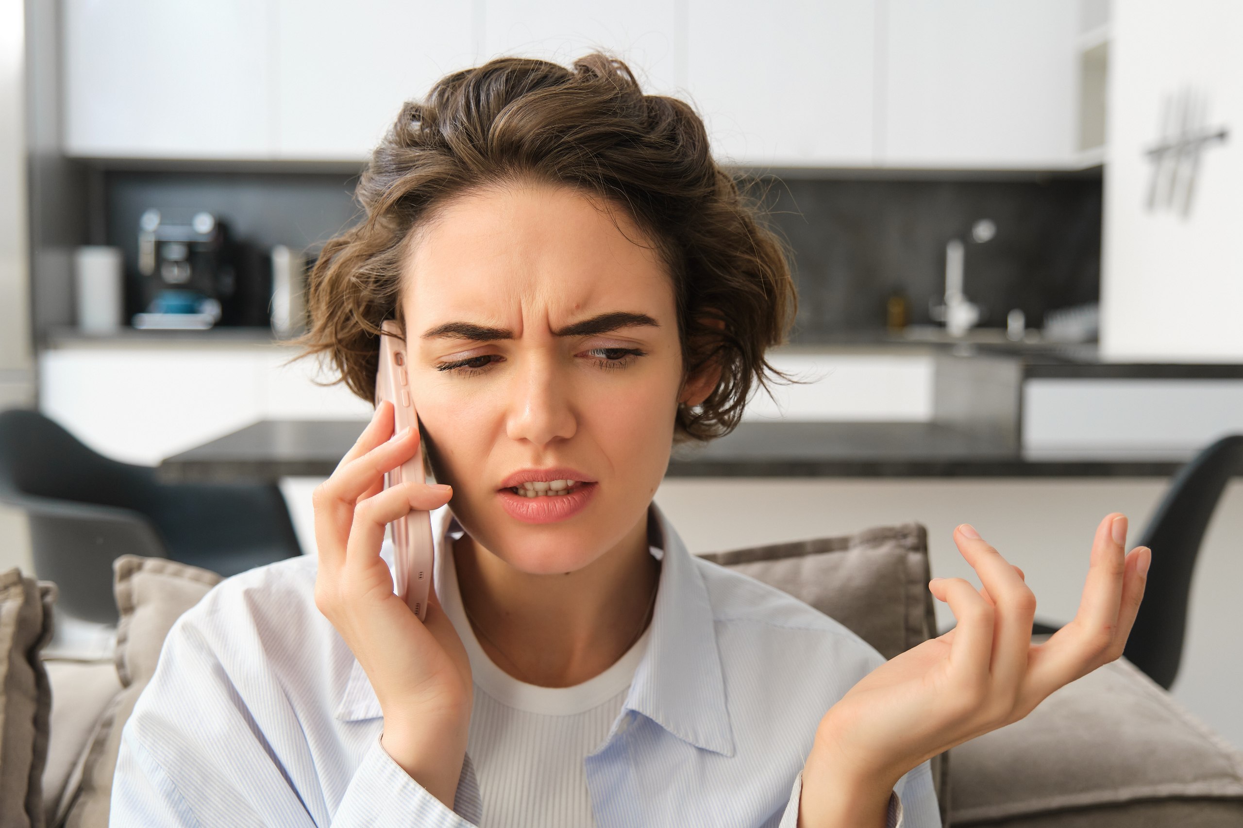 786 Area Code: Should you Answer?